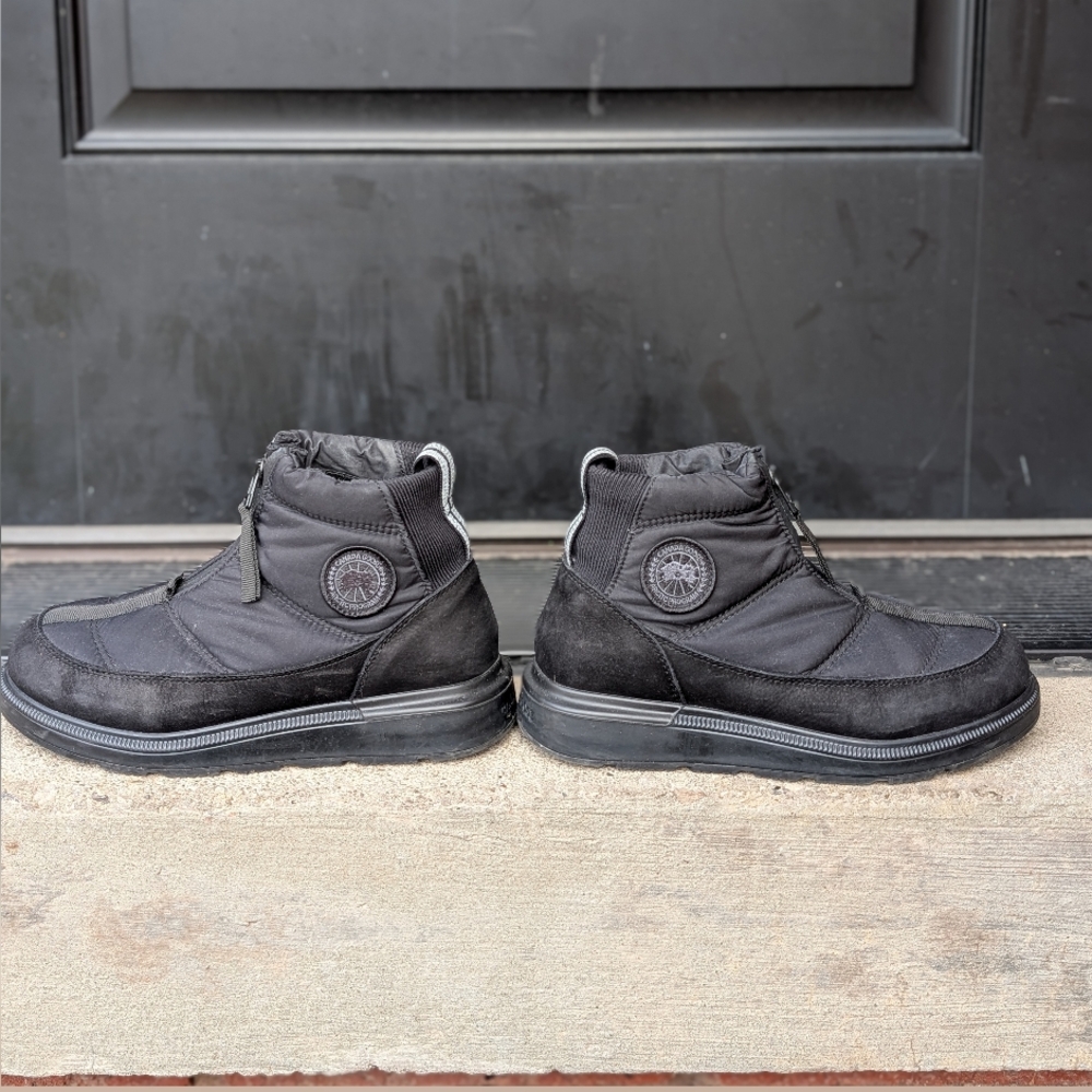 Canada Goose Black Insulated Winter Boots | Waterproof | Cold-Weather | Size 8US